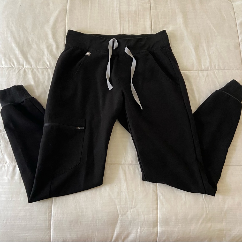 FIGS Zamora Jogger Scrub Pants in Black Size XS